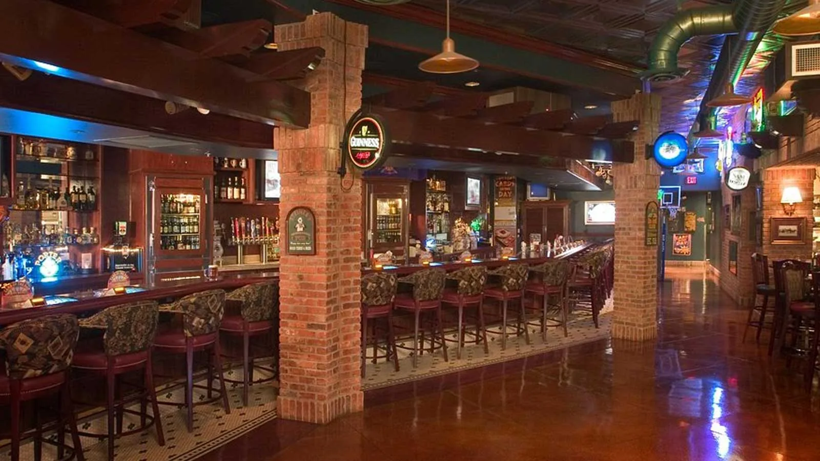 Steiner’s - Un Pub con Sabor a Nevada