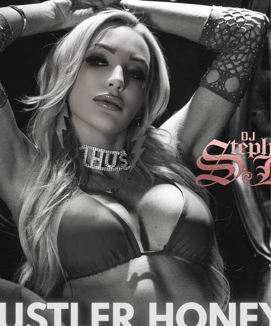 Stephi K