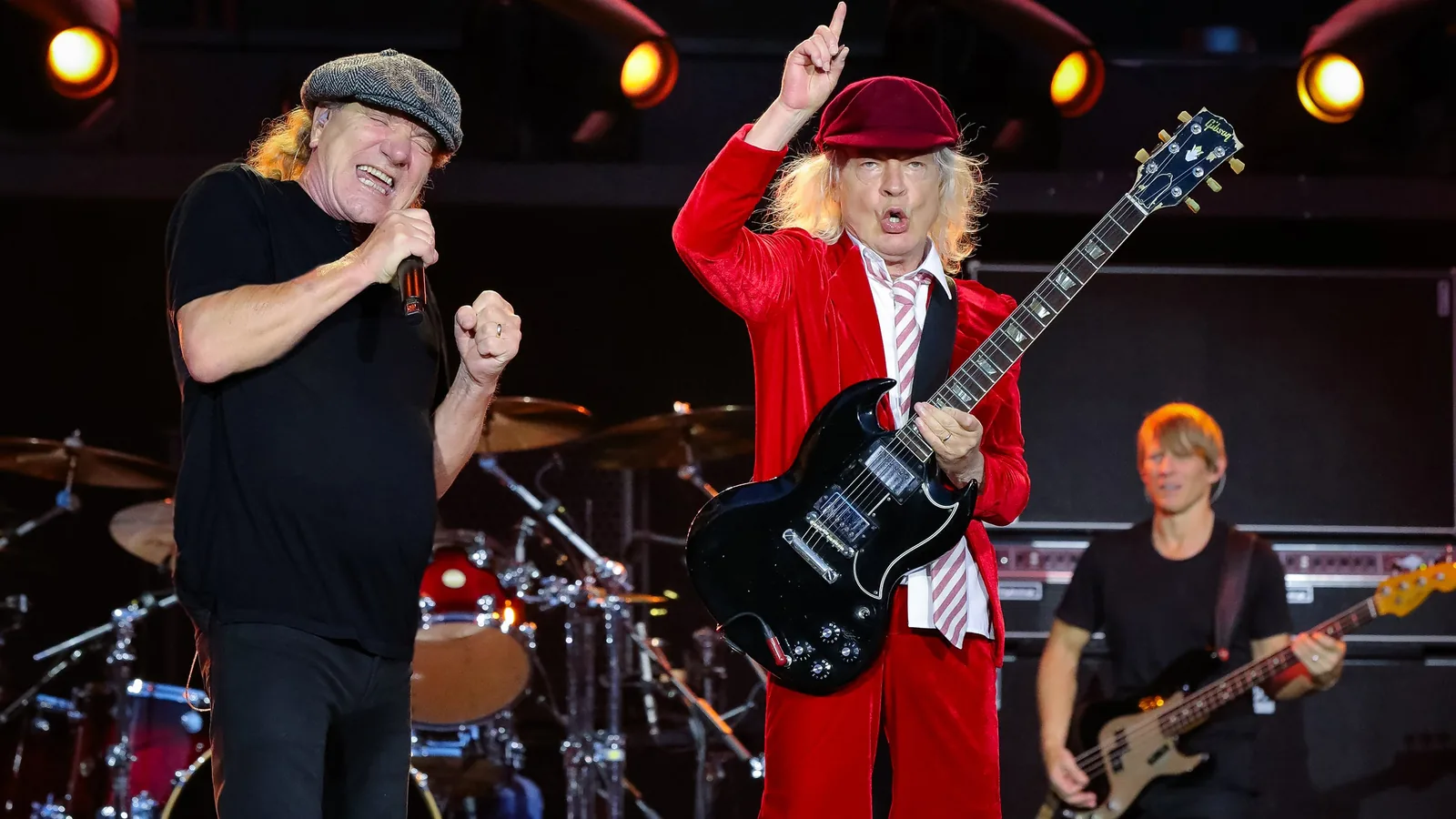 AC/DC PWR UP POP UP SHOP