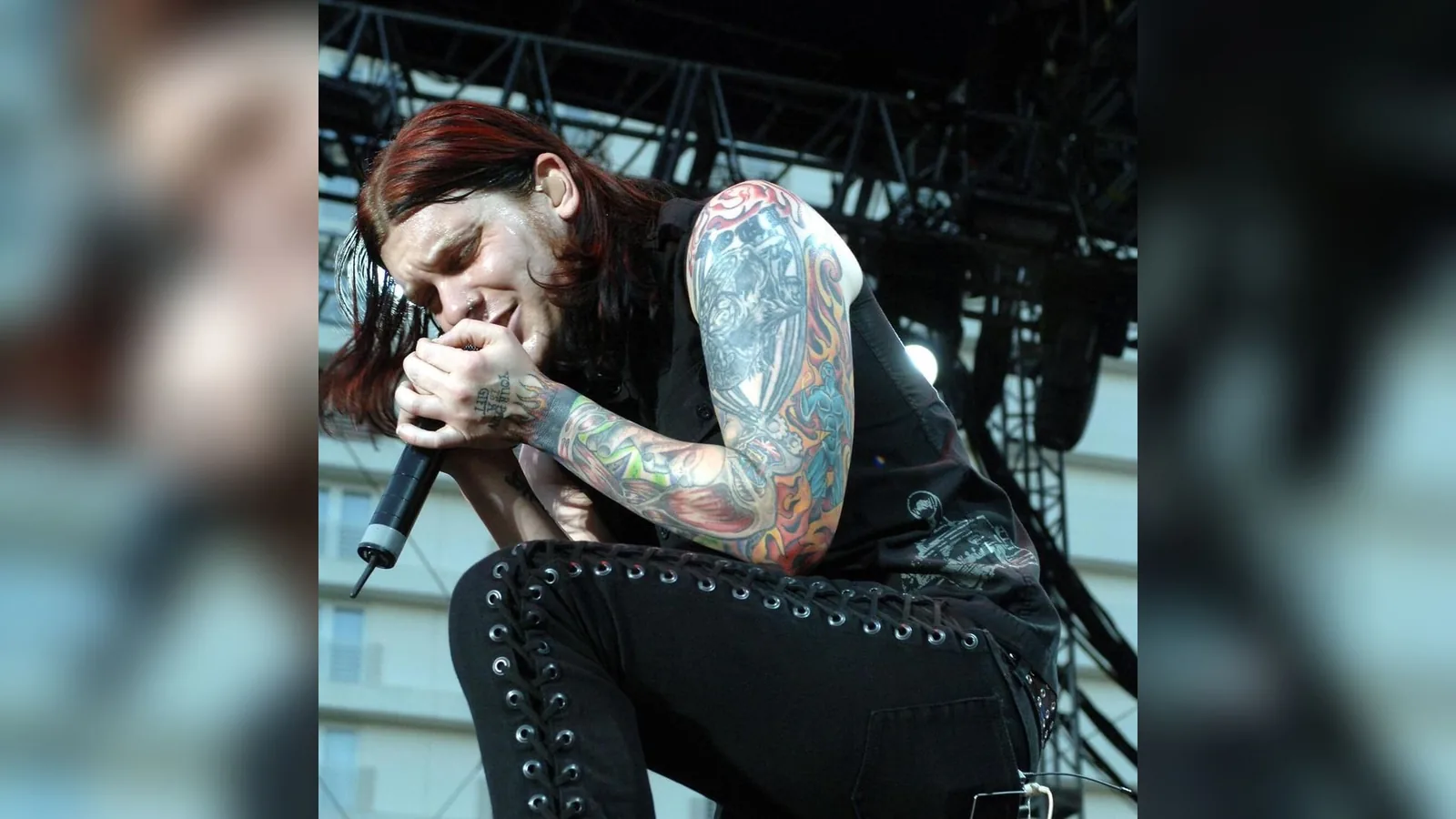 Shinedown with From Ashes to New