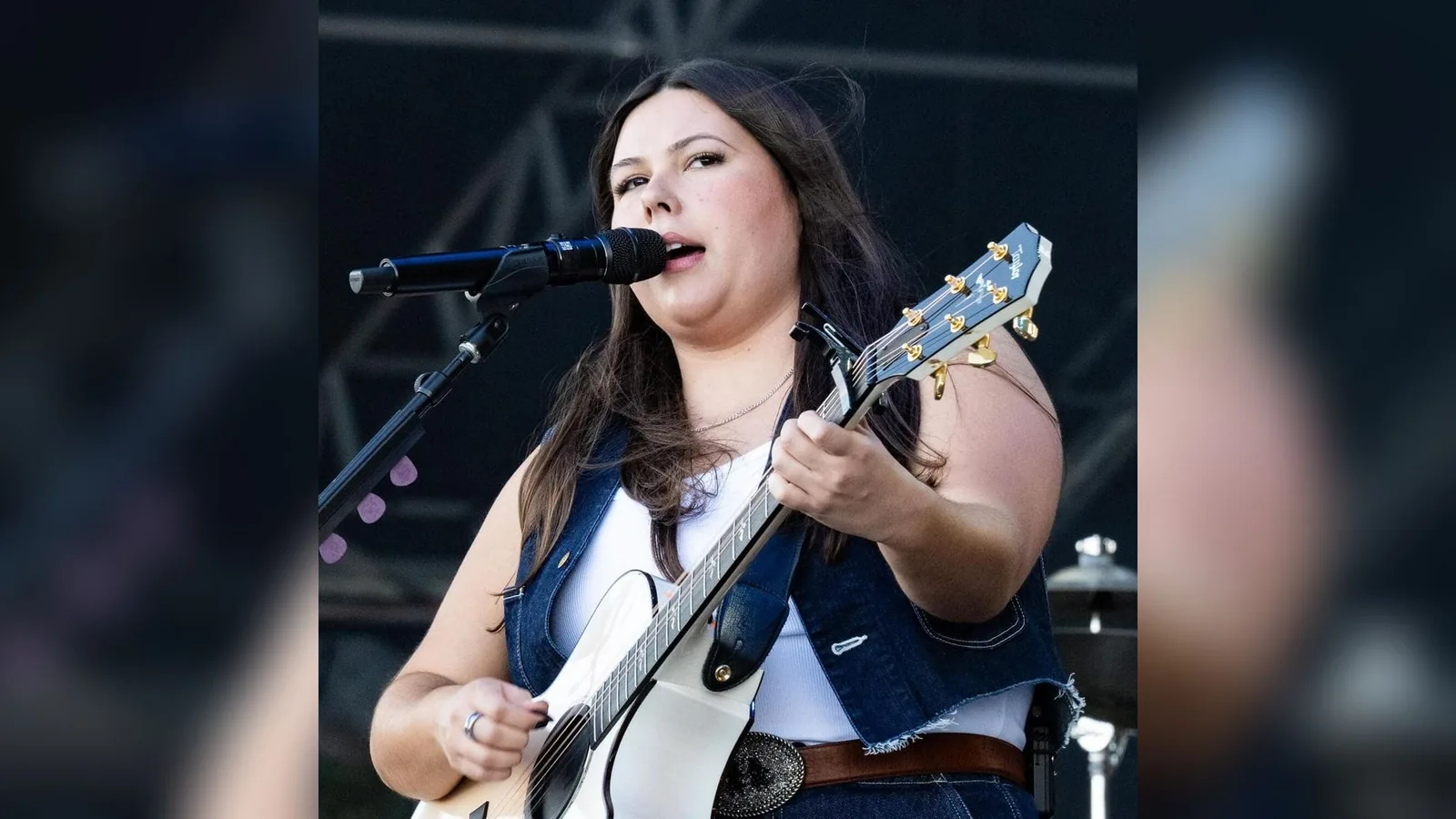 Gigi Perez with Camille Blackman