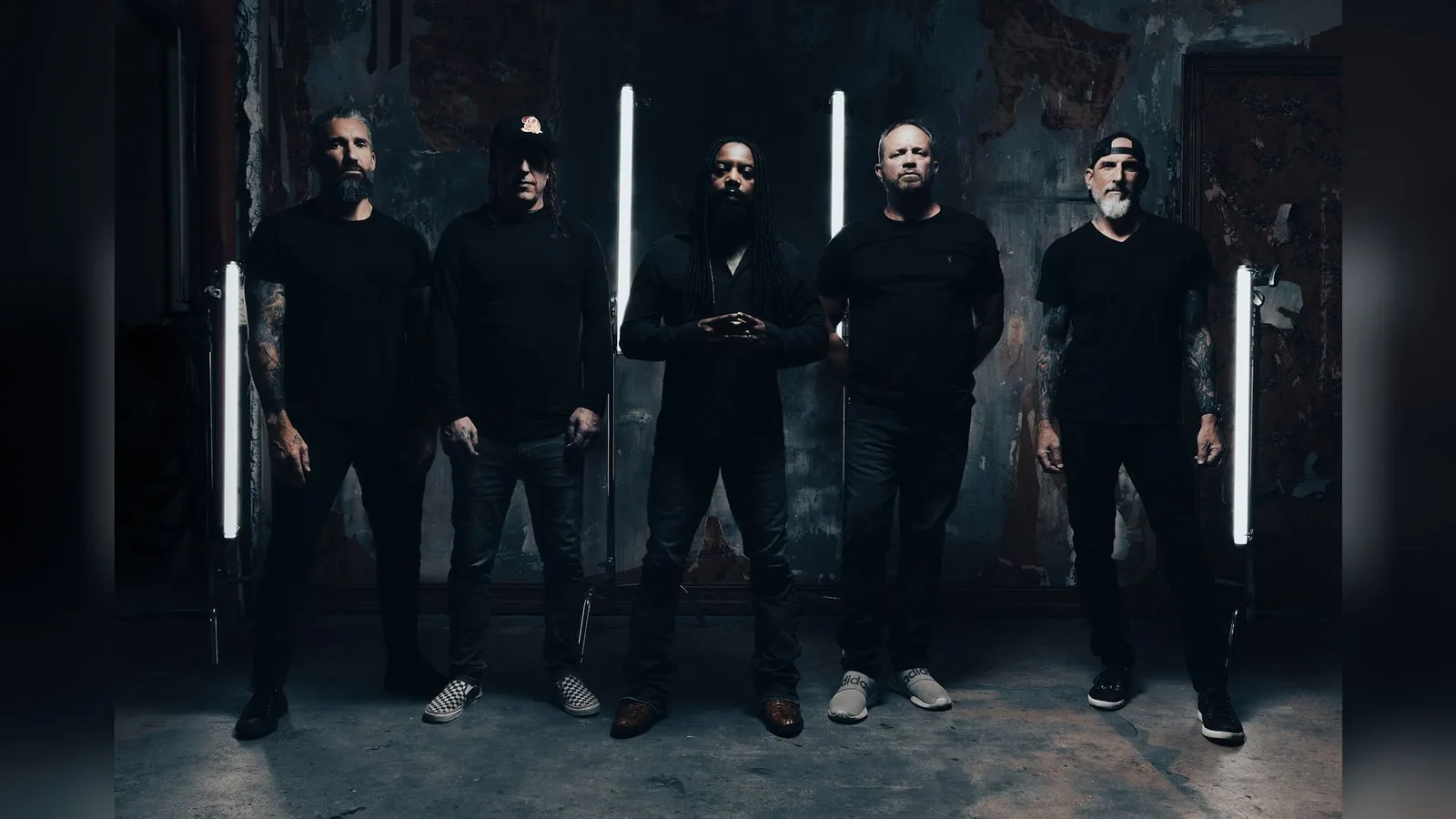 Sevendust & Theory Of A Deadman: The Dead/Seven Tour