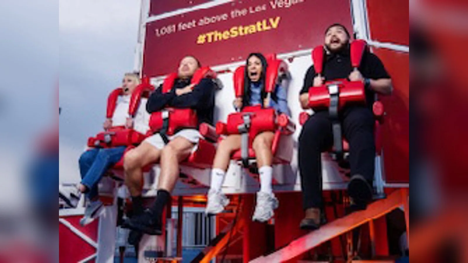The STRAT Tower and Thrill Rides