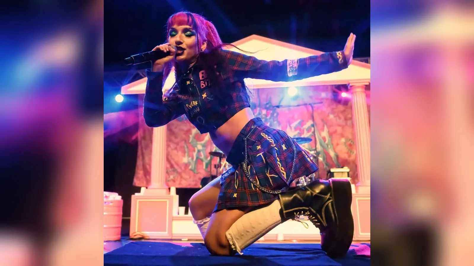 Scene Queen with Wargasm