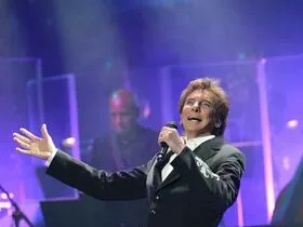 Barry Manilow