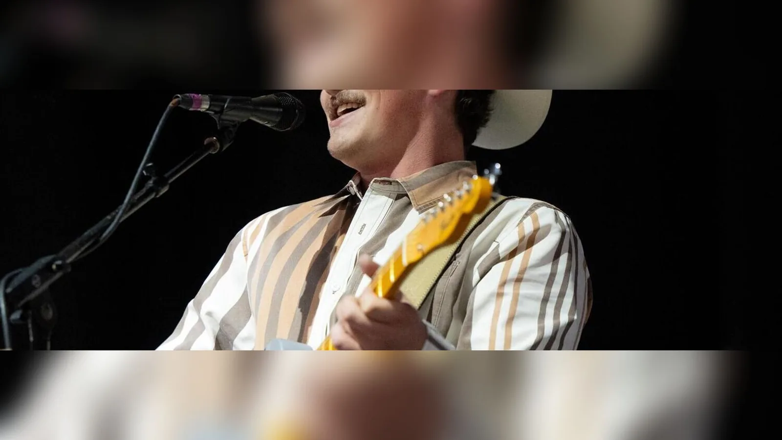 95.5 The Bull's ACM Awards Week Guitar Pull: Zach Top with Lauren Alaina