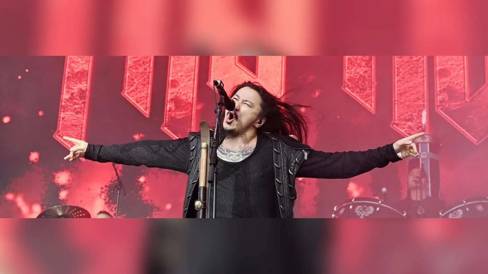 The HU and Apocalyptica with The Rasmus