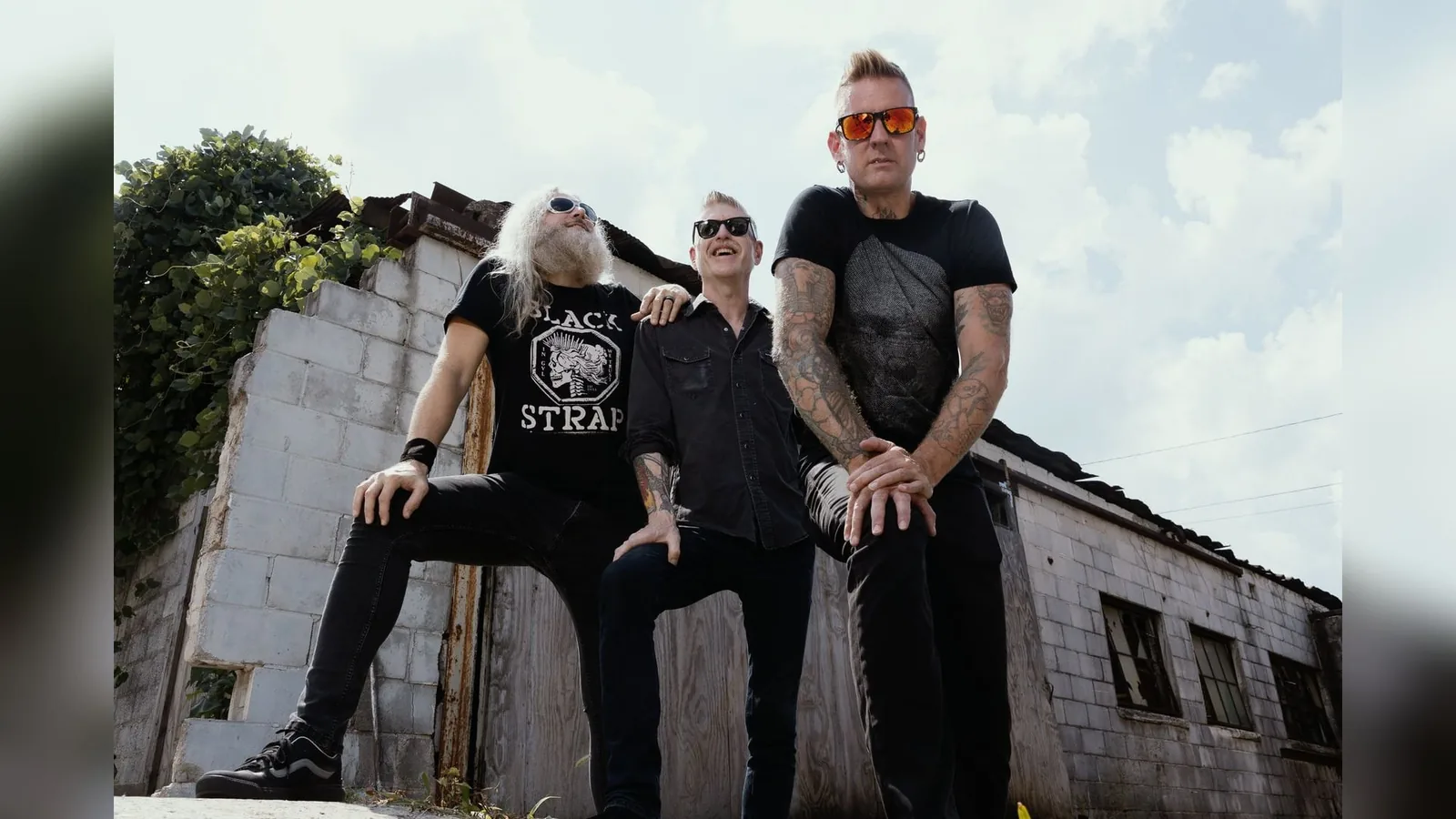 SNW Sideshow Ft. Mastodon